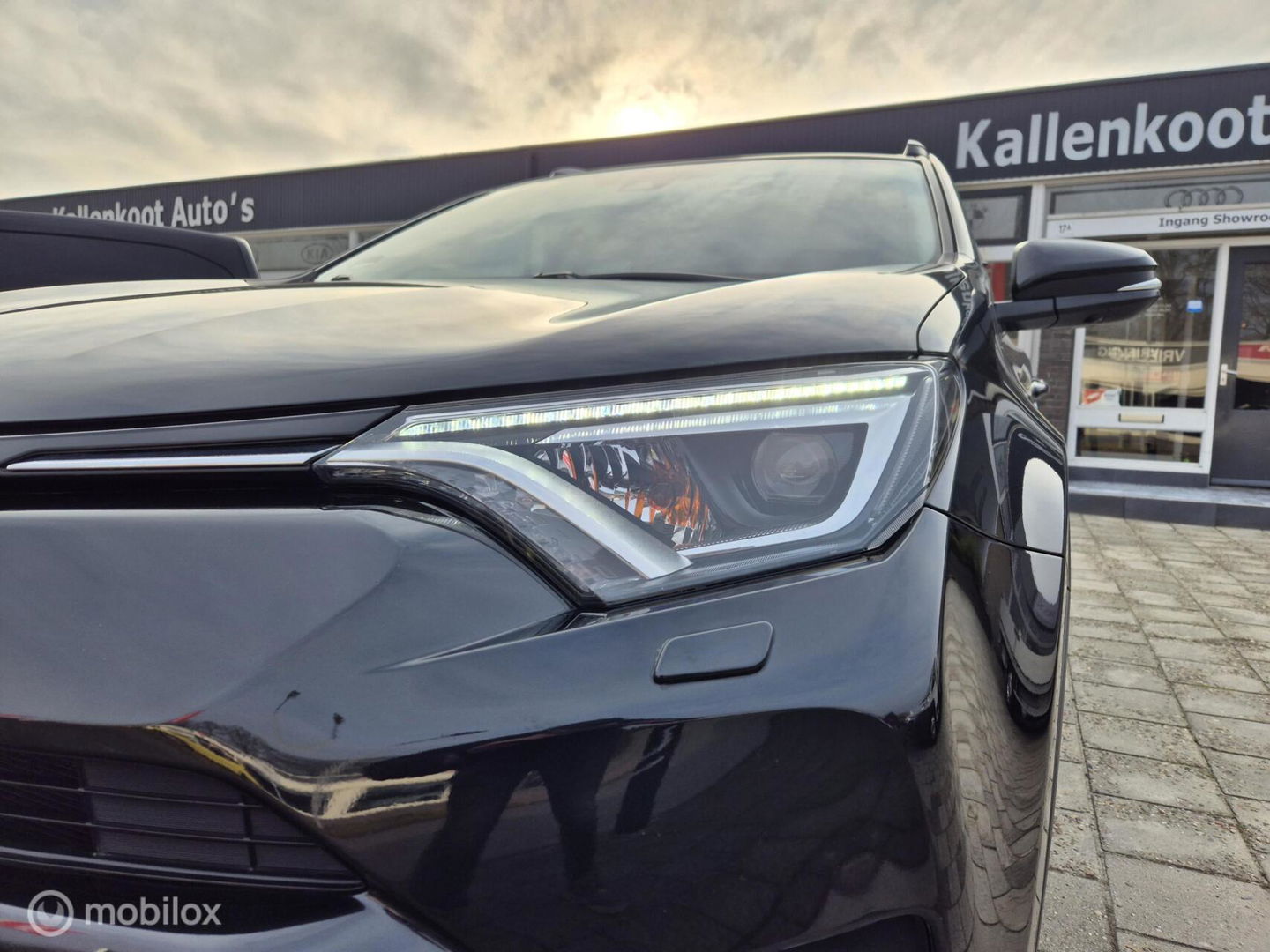 Toyota RAV4 2.5 Hybrid AWD Executive, Perfect onderhouden!