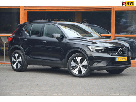 Volvo XC40 T4 Recharge Plus Dark | Stoel + Stuur verwarming | Trekhaak | Adapative Cruise | Harman/Kardon | BLIS |