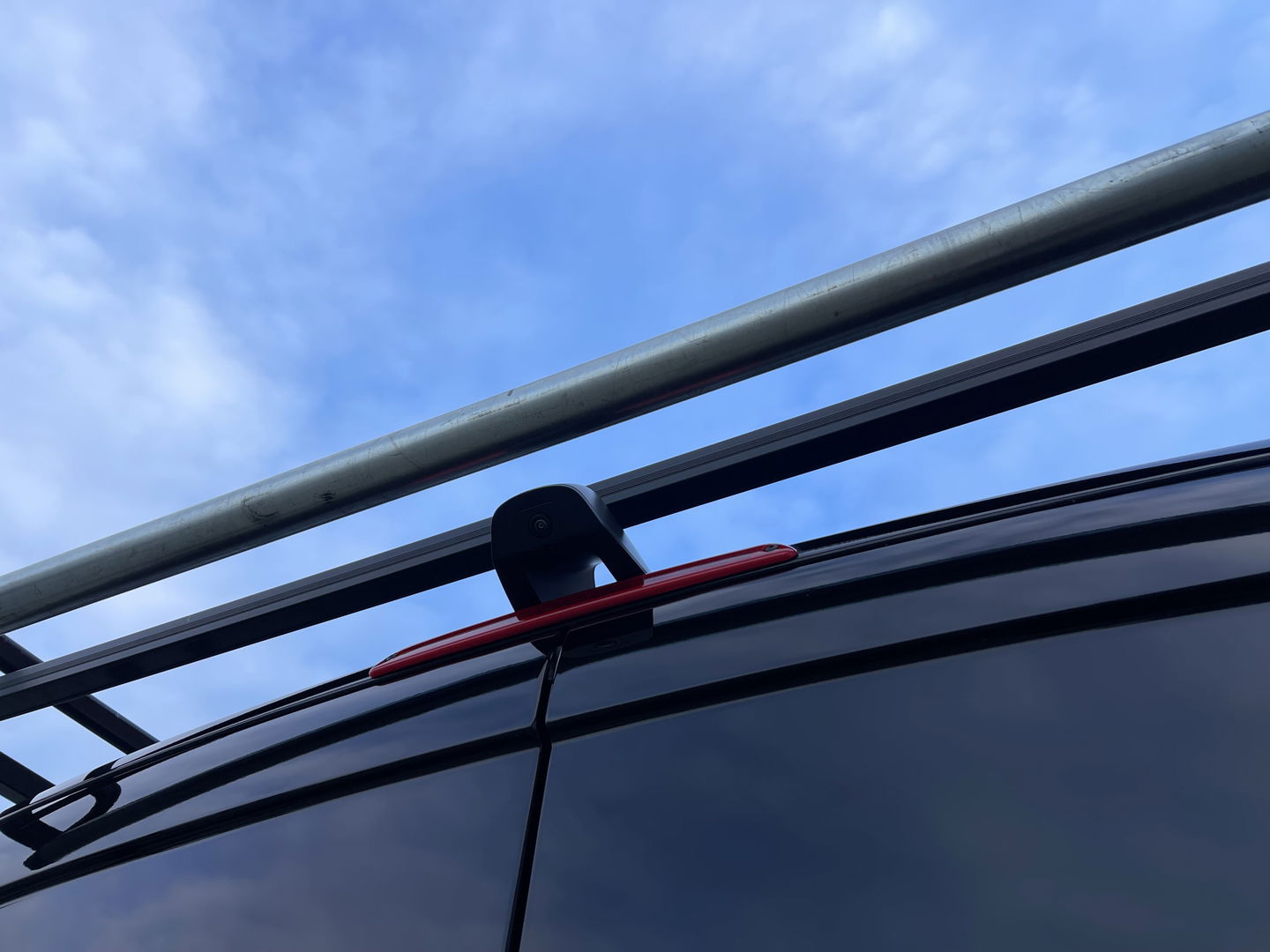 Mercedes-Benz Sprinter 315 1.9 CDI automaat L2H1 RWD / trekhaak 3500 kg ! / vaste prijs rijklaar € 37.950 ex btw / lease vanaf € 619 / cruise en climate control / imperial / navigatie / achteruit rijcamera