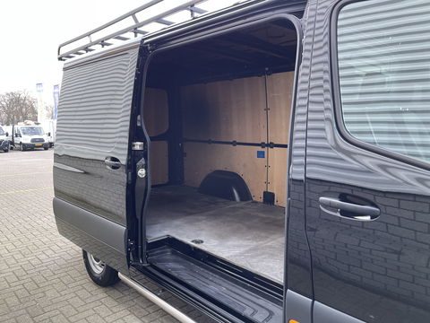 Mercedes-Benz Sprinter 315 1.9 CDI automaat L2H1 RWD / trekhaak 3500 kg ! / vaste prijs rijklaar € 37.950 ex btw / lease vanaf € 619 / cruise en climate control / imperial / navigatie / achteruit rijcamera