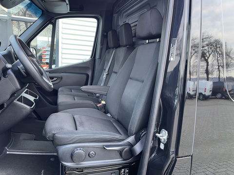Mercedes-Benz Sprinter 315 1.9 CDI automaat L2H1 RWD / trekhaak 3500 kg ! / vaste prijs rijklaar € 37.950 ex btw / lease vanaf € 619 / cruise en climate control / imperial / navigatie / achteruit rijcamera