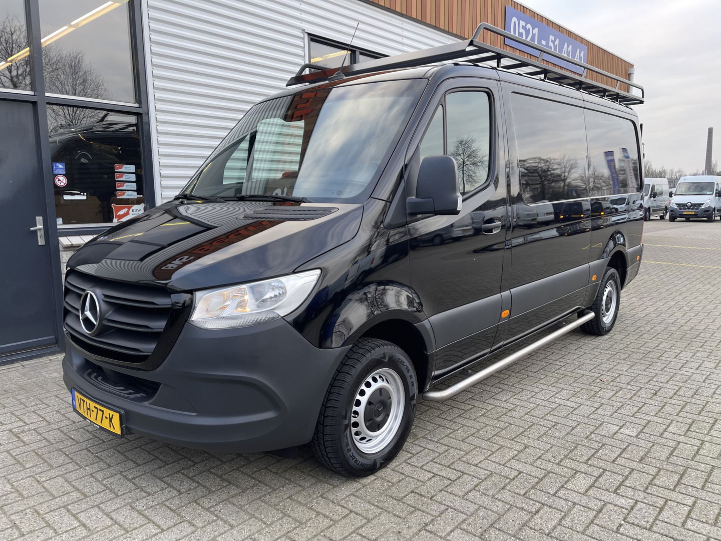 Mercedes-Benz Sprinter 315 1.9 CDI automaat L2H1 RWD / trekhaak 3500 kg ! / vaste prijs rijklaar € 37.950 ex btw / lease vanaf € 619 / cruise en climate control / imperial / navigatie / achteruit rijcamera