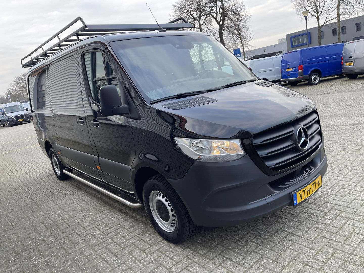 Mercedes-Benz Sprinter 315 1.9 CDI automaat L2H1 RWD / trekhaak 3500 kg ! / vaste prijs rijklaar € 37.950 ex btw / lease vanaf € 619 / cruise en climate control / imperial / navigatie / achteruit rijcamera