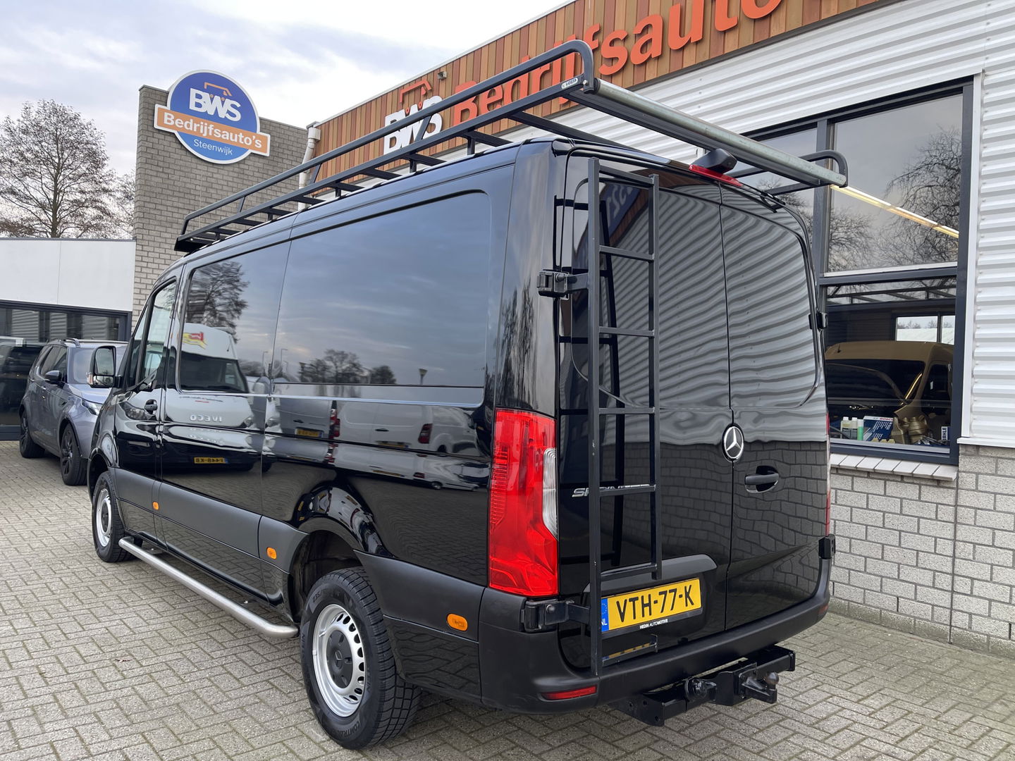 Mercedes-Benz Sprinter 315 1.9 CDI automaat L2H1 RWD / trekhaak 3500 kg ! / vaste prijs rijklaar € 37.950 ex btw / lease vanaf € 619 / cruise en climate control / imperial / navigatie / achteruit rijcamera