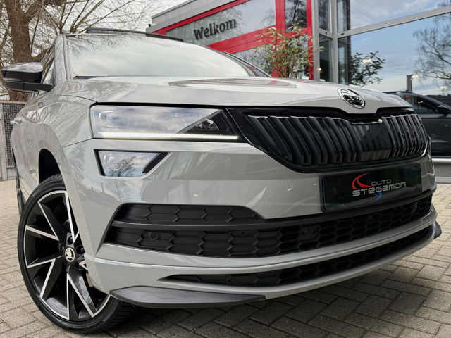 Škoda Karoq - 1.5 TSI AUT. *!* SPORTLINE *!* PANODAK/ RADAR/ 19 INCH/ CAMERA/ CANTON *!*