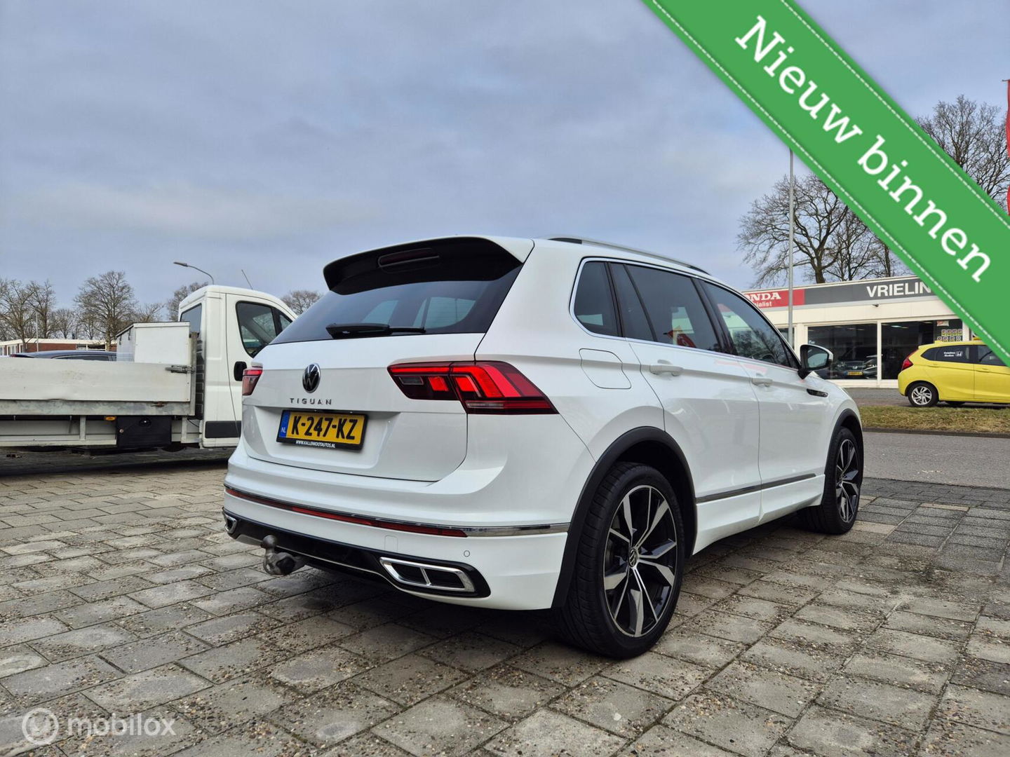 Volkswagen Tiguan 1.5 TSI R-Line, Trekhaak, Dealer onderhoud