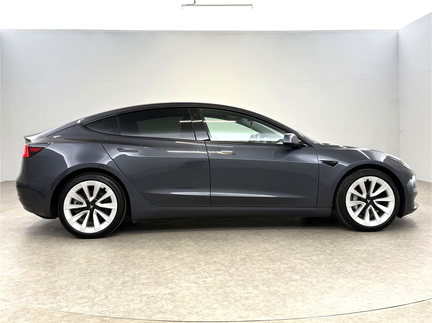 Tesla Model 3 Long Range AWD 75 kWh | SOH 89% | Autopilot | Snelladen | Pano | Memory | Camera | Trekh. | Stoelverw.