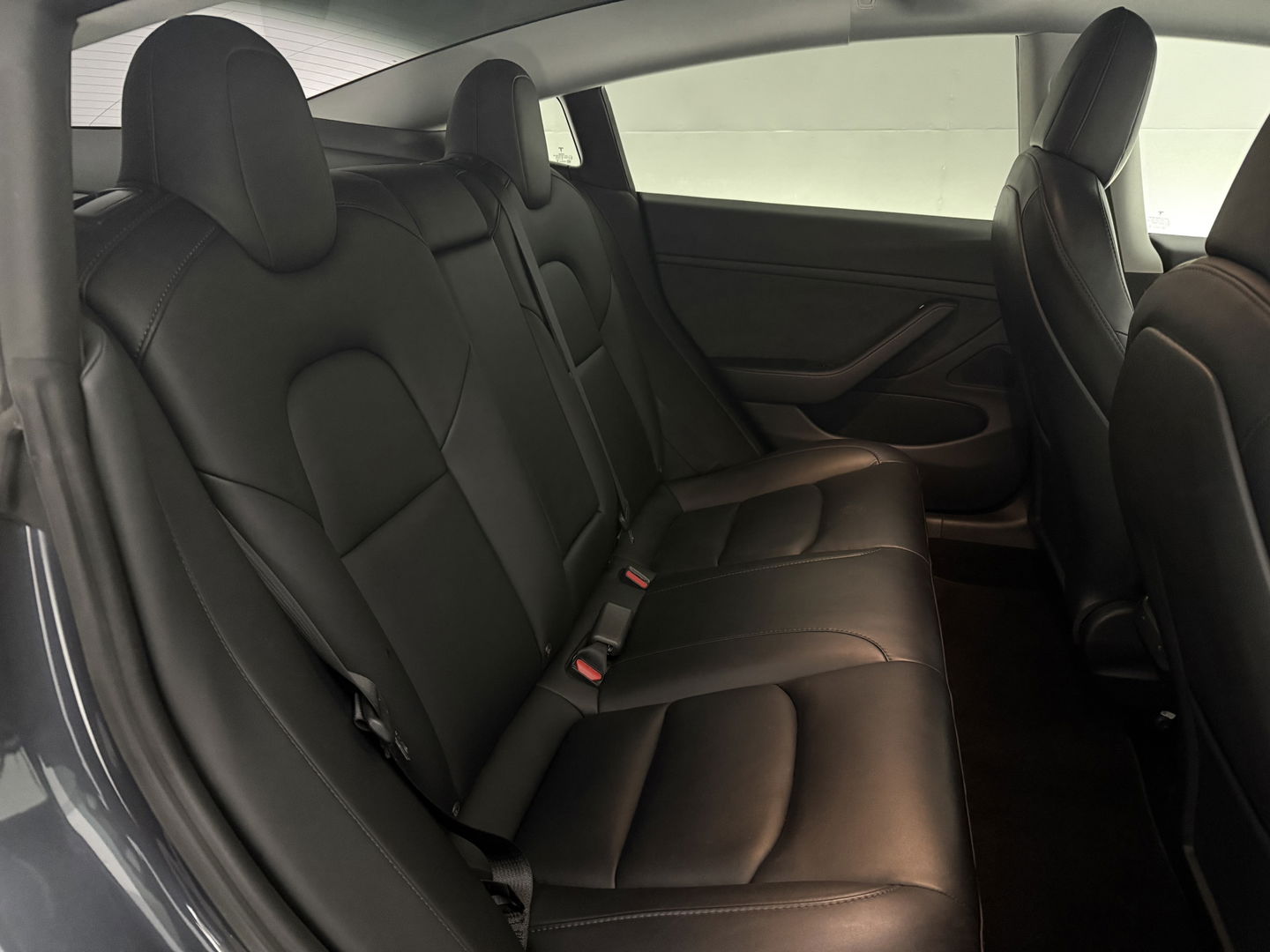 Tesla Model 3 Long Range AWD 75 kWh | SOH 89% | Autopilot | Snelladen | Pano | Memory | Camera | Trekh. | Stoelverw.