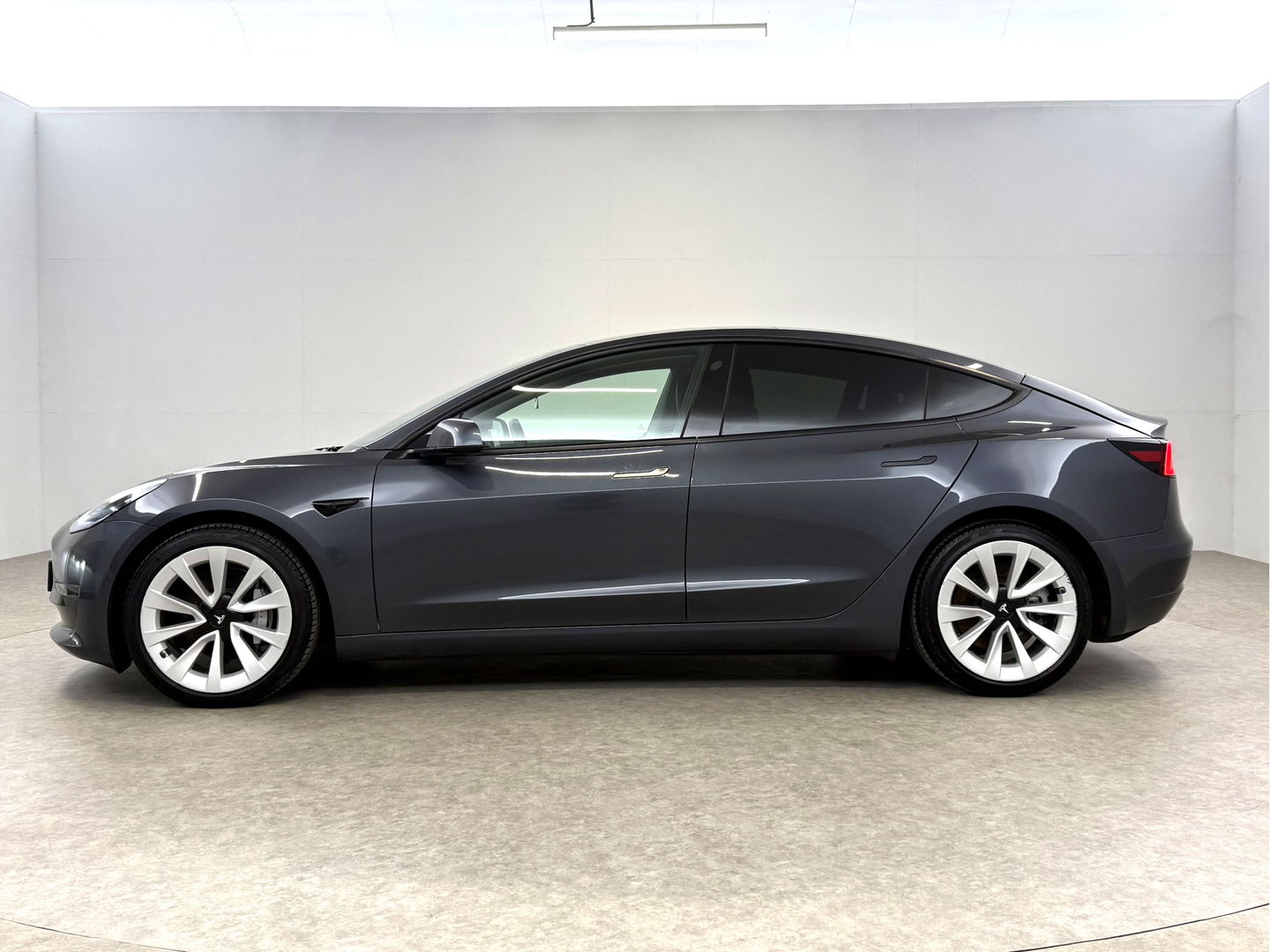 Tesla Model 3 Long Range AWD 75 kWh | SOH 89% | Autopilot | Snelladen | Pano | Memory | Camera | Trekh. | Stoelverw.