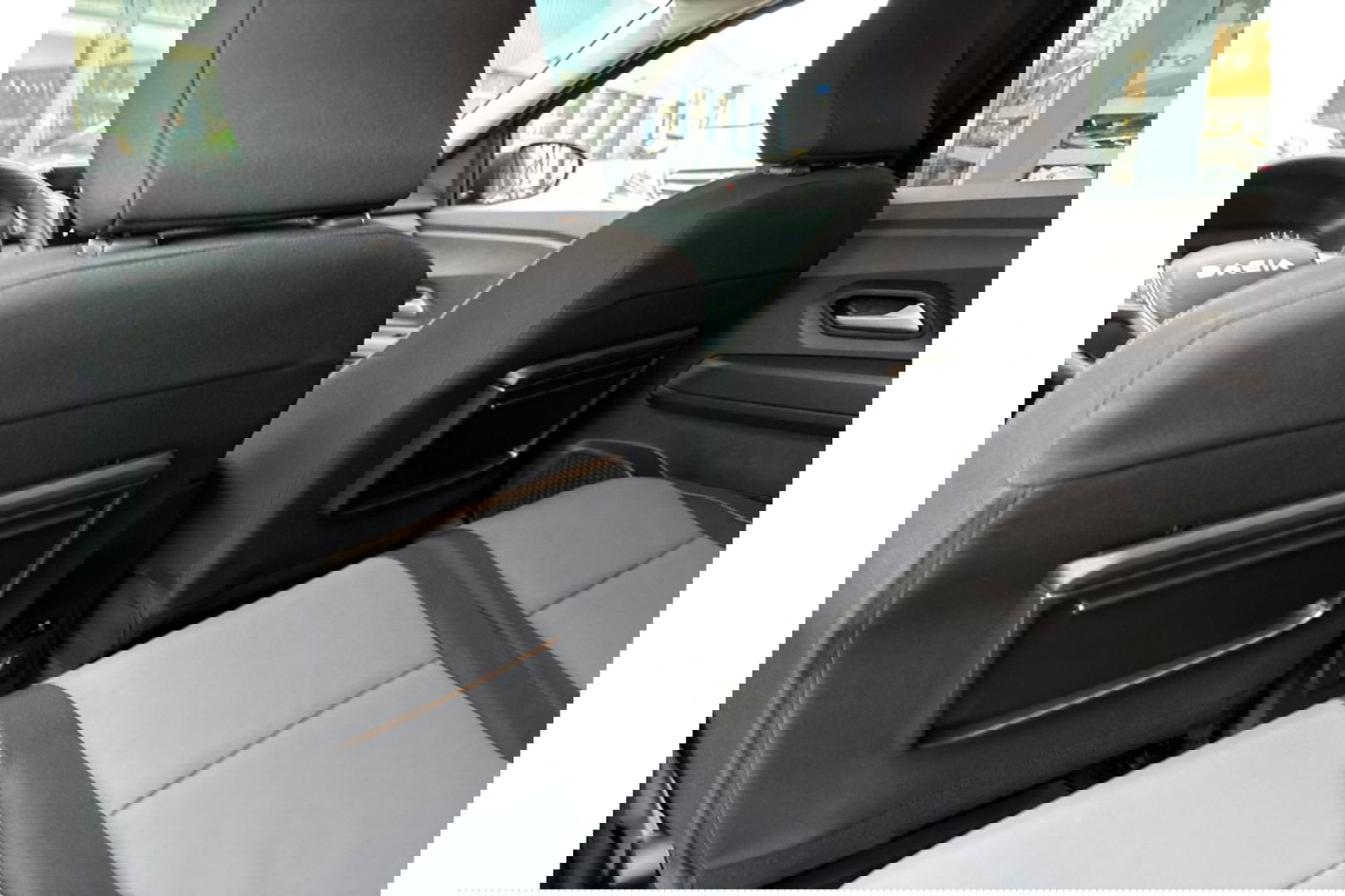 Dacia Jogger 1.0 TCE 110 EXTREME EDITION 7PERS NAVI LMV STOELVW PDC-CAMERA