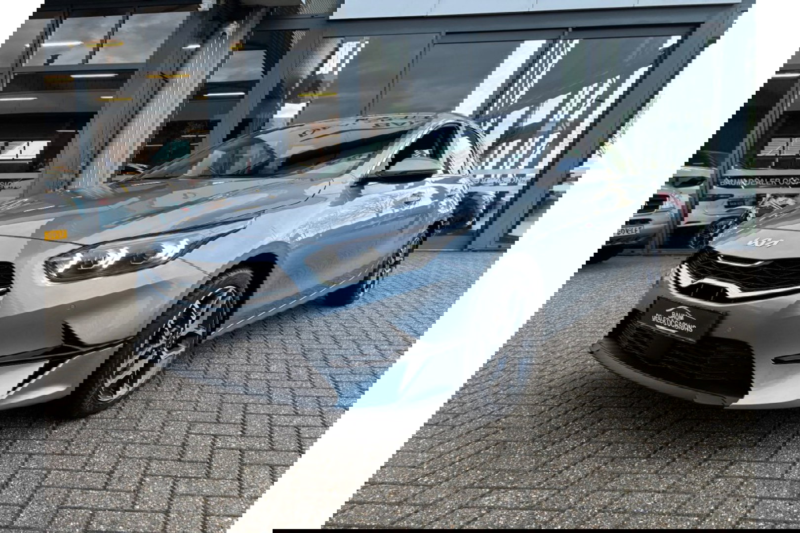 Kia Ceed 1.5 T-GDI AUTOMAAT DYNAMICLINE NAVI PDC WINTERPACK.