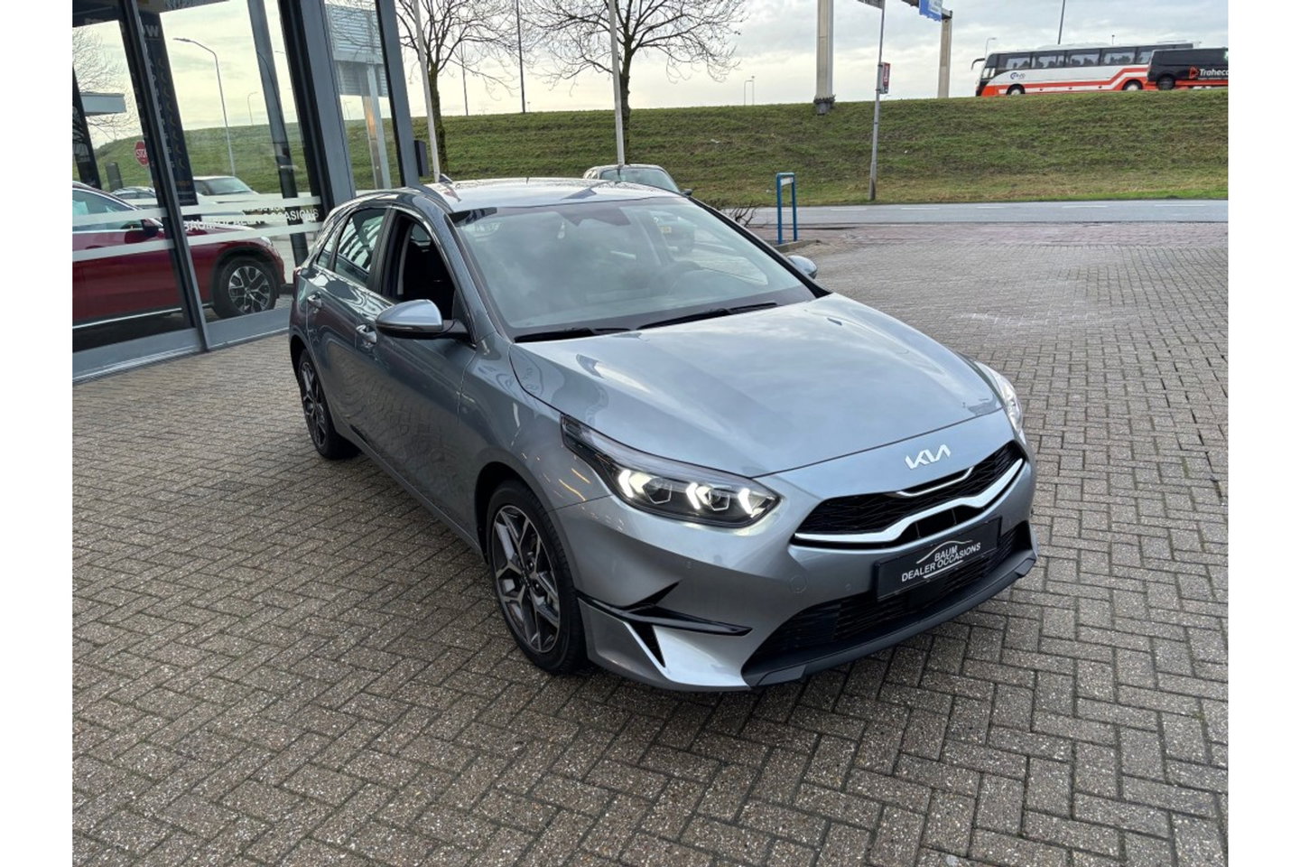 Kia Ceed 1.5 T-GDI AUTOMAAT DYNAMICLINE NAVI PDC WINTERPACK.