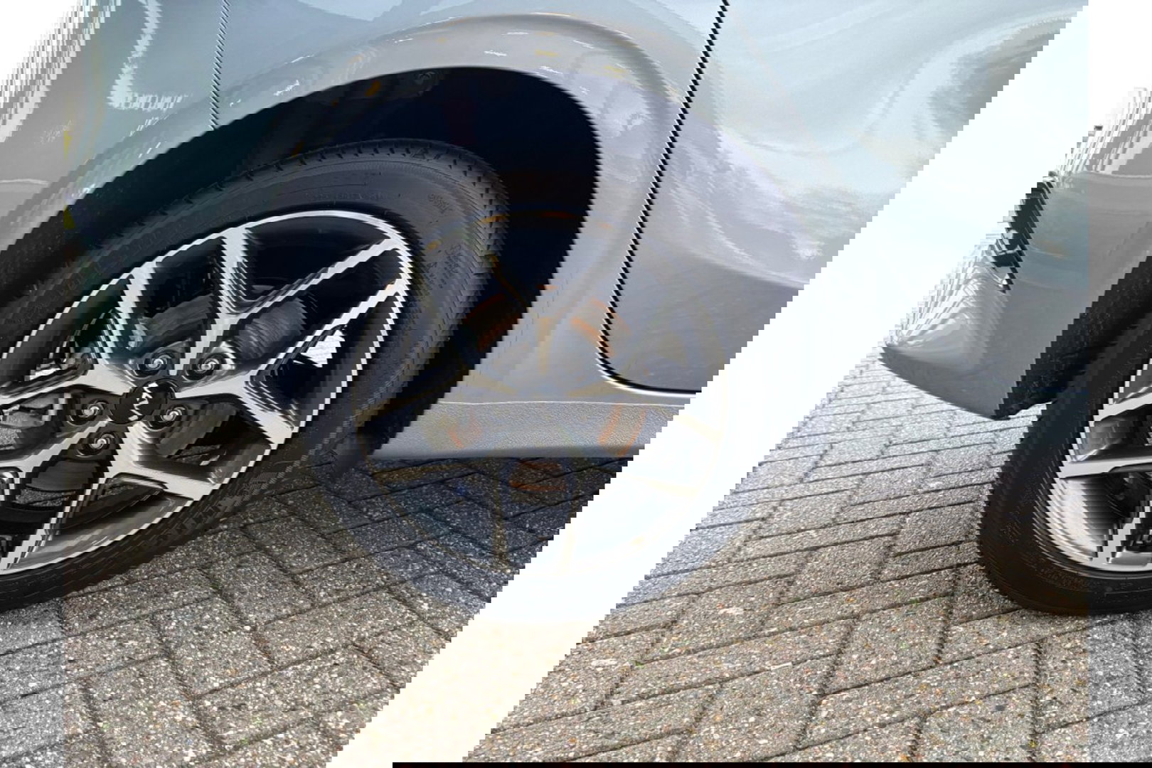 Kia Ceed 1.5 T-GDI AUTOMAAT DYNAMICLINE NAVI PDC WINTERPACK.