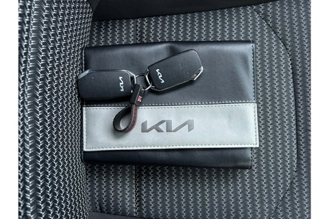 Kia Ceed 1.5 T-GDI AUTOMAAT DYNAMICLINE NAVI PDC WINTERPACK.