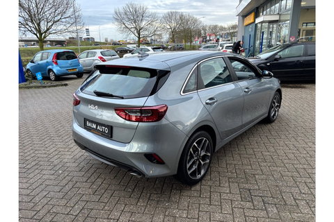 Kia Ceed 1.5 T-GDI AUTOMAAT DYNAMICLINE NAVI PDC WINTERPACK.