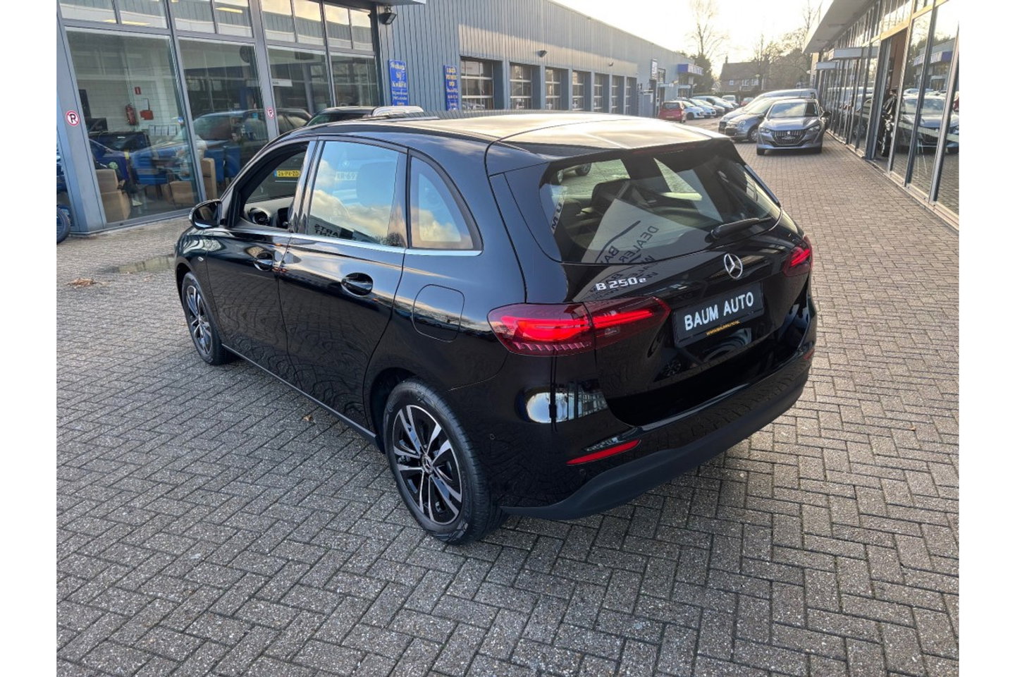 Mercedes-Benz B-Klasse 250E AUTOMAAT LUXURY LINE NAVI PDC-CAMRERA STOELVW.