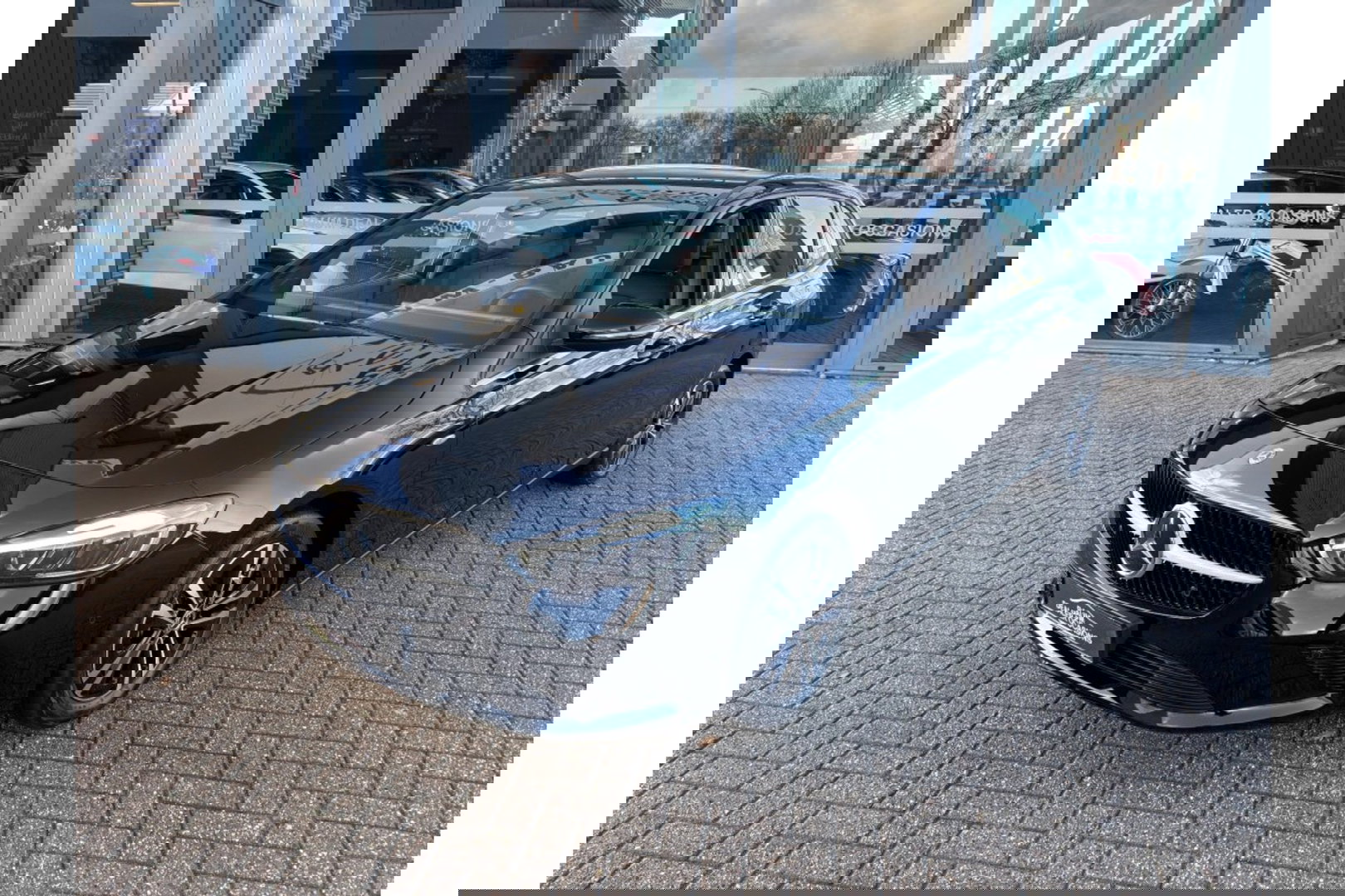 Mercedes-Benz B-Klasse 250E AUTOMAAT LUXURY LINE NAVI PDC-CAMRERA STOELVW.