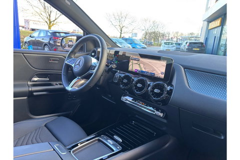 Mercedes-Benz B-Klasse 250E AUTOMAAT LUXURY LINE NAVI PDC-CAMRERA STOELVW.