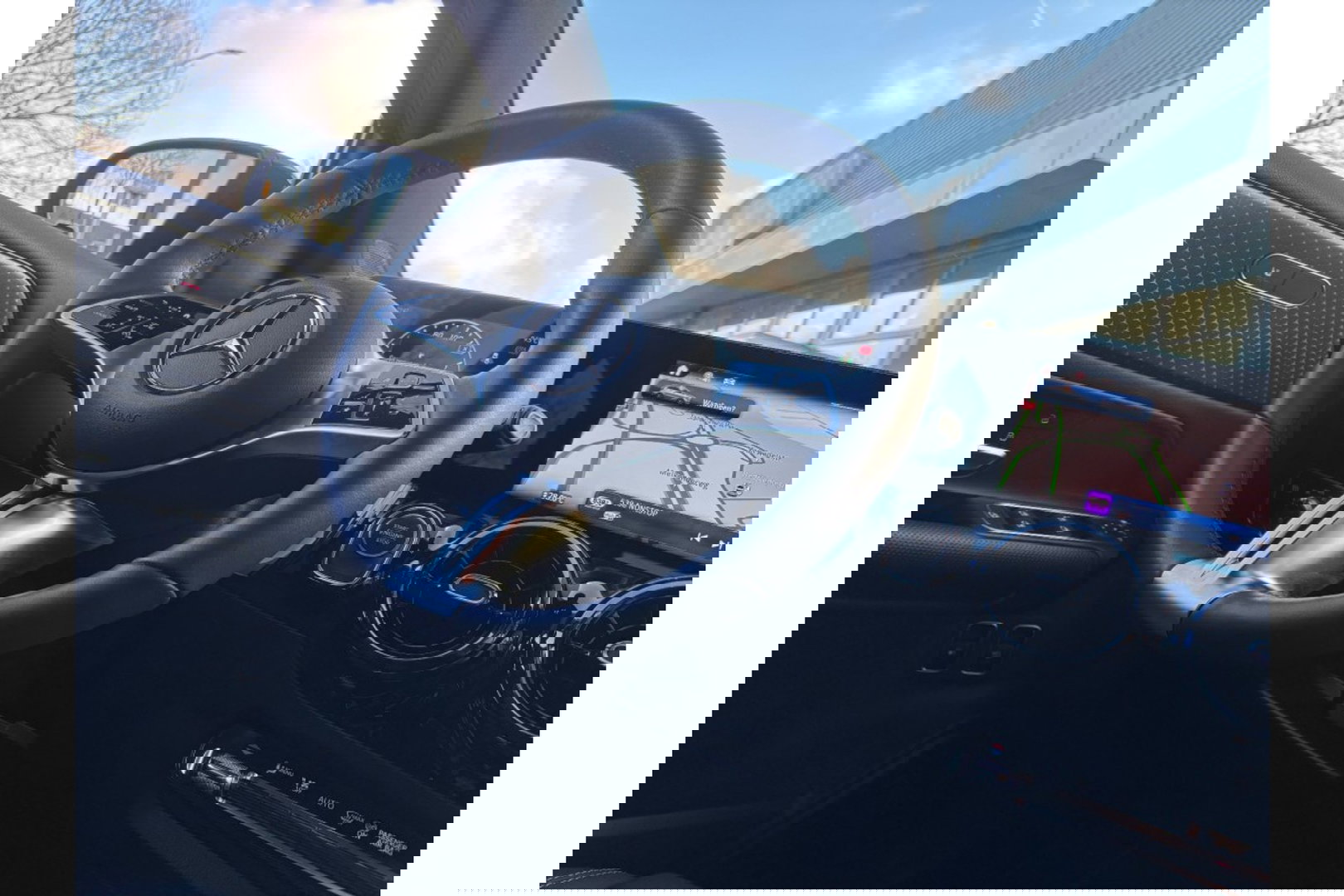 Mercedes-Benz B-Klasse 250E AUTOMAAT LUXURY LINE NAVI PDC-CAMRERA STOELVW.