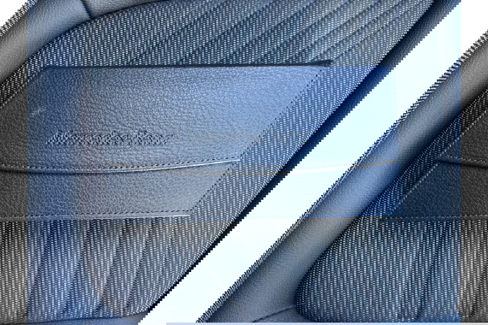 Mercedes-Benz B-Klasse 250E AUTOMAAT LUXURY LINE NAVI PDC-CAMRERA STOELVW.