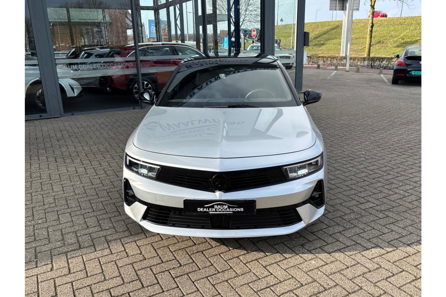 Opel Astra 1.2 GS AUTOMAAT 130PK NAVI PDC-CAMERA WINTERPACK.