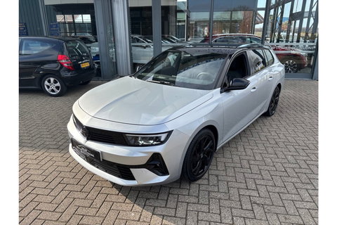 Opel Astra 1.2 GS AUTOMAAT 130PK NAVI PDC-CAMERA WINTERPACK.