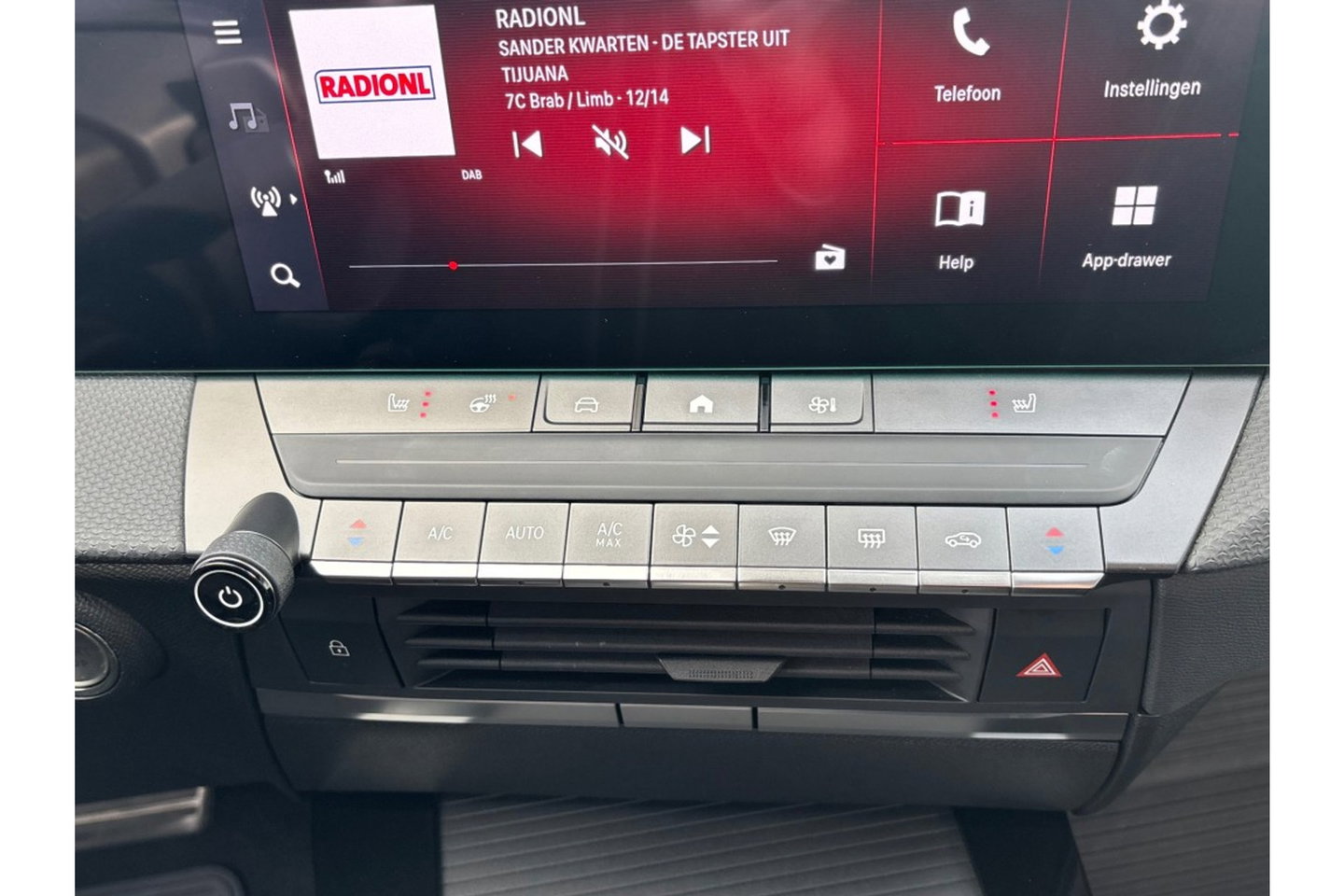 Opel Astra 1.2 GS AUTOMAAT 130PK NAVI PDC-CAMERA WINTERPACK.