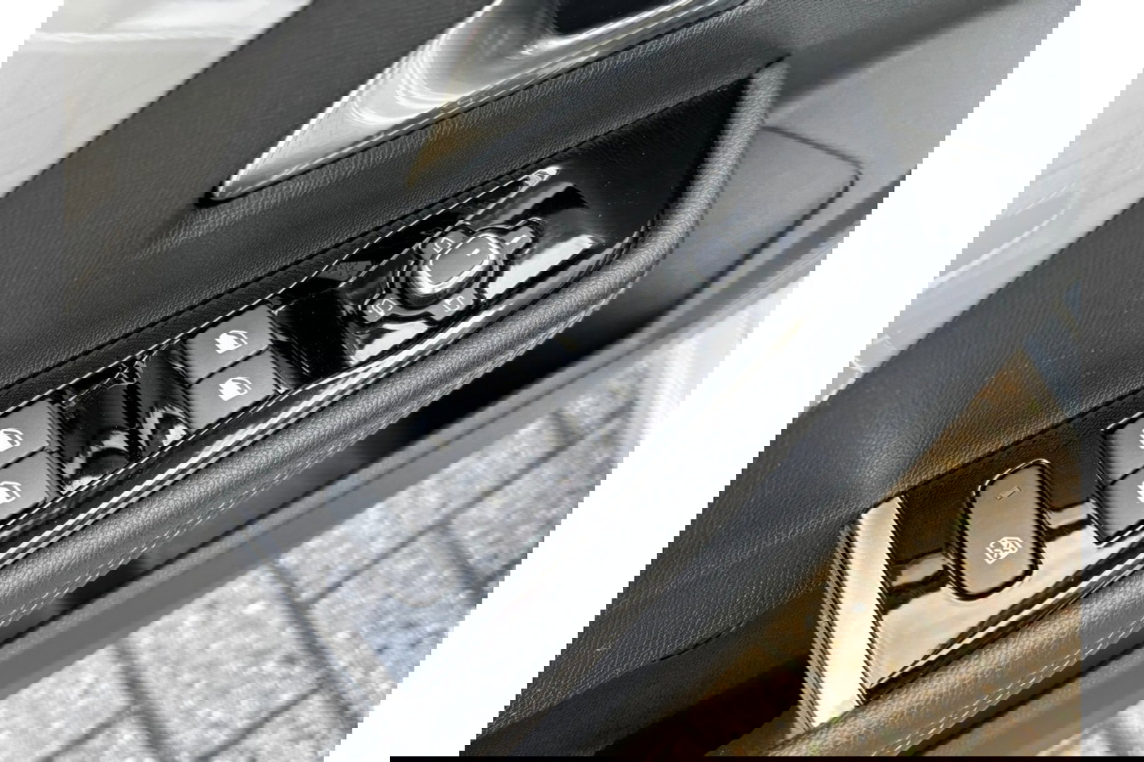 Opel Astra 1.2 GS AUTOMAAT 130PK NAVI PDC-CAMERA WINTERPACK.