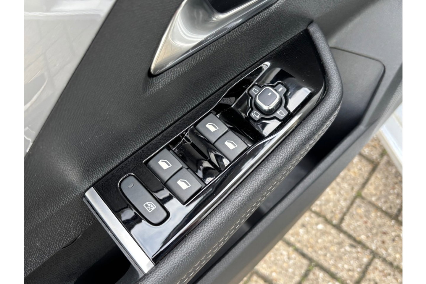 Opel Astra 1.2 GS AUTOMAAT 130PK NAVI PDC-CAMERA WINTERPACK.