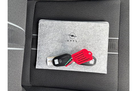 Opel Astra 1.2 GS AUTOMAAT 130PK NAVI PDC-CAMERA WINTERPACK.
