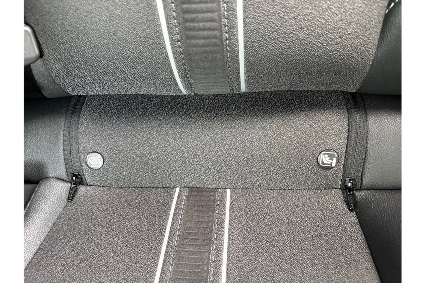 Opel Astra 1.2 GS AUTOMAAT 130PK NAVI PDC-CAMERA WINTERPACK.