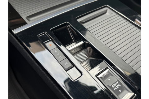 Opel Astra 1.2 GS AUTOMAAT 130PK NAVI PDC-CAMERA WINTERPACK.