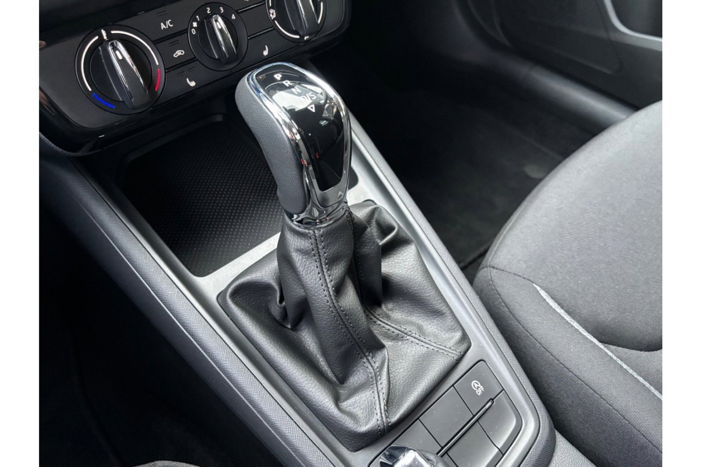 Škoda Scala 1.0TSI AUTOMAAT AIRCO PDC STOELVW ADDCRUISE.