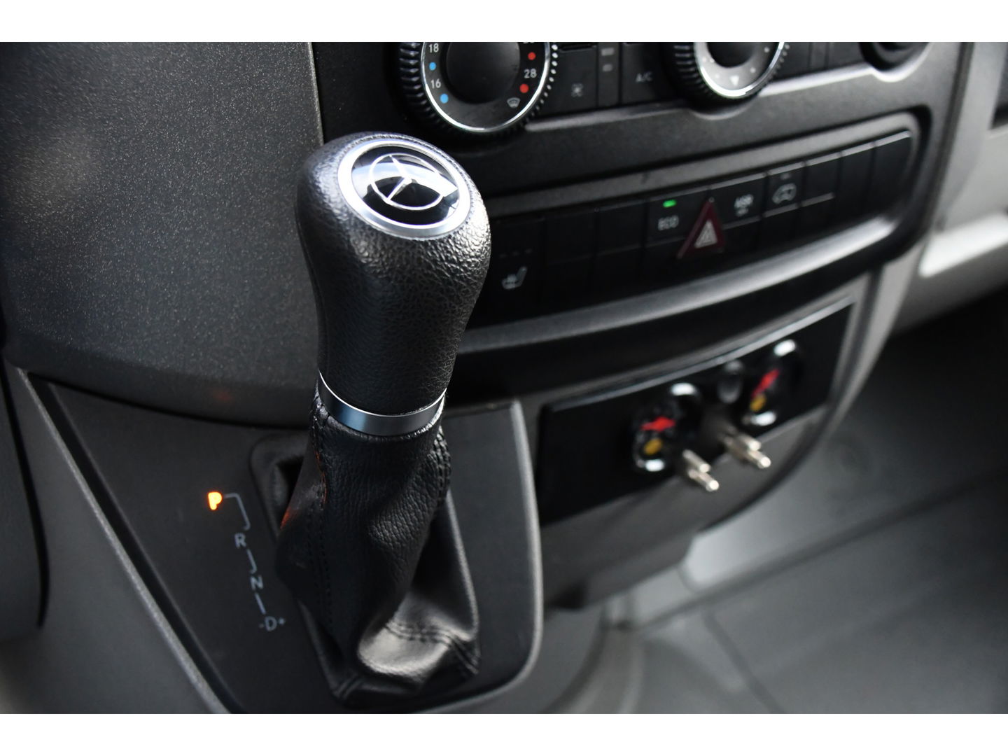 Mercedes-Benz Sprinter 519 V6 3.0 Bakwagen L3 EURO 6, Cruise, Camera, Automaat, Koeling, Stoelverwarming, Trekhaak, Multimedia, Koelwagen, Uniek!