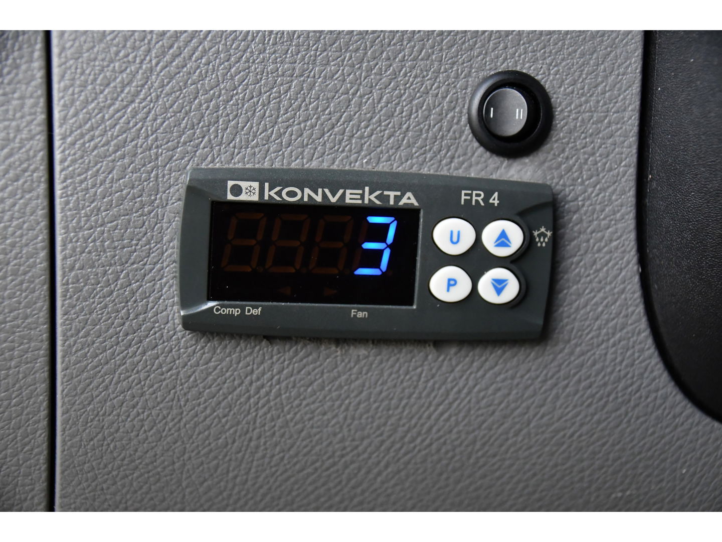 Mercedes-Benz Sprinter 519 V6 3.0 Bakwagen L3 EURO 6, Cruise, Camera, Automaat, Koeling, Stoelverwarming, Trekhaak, Multimedia, Koelwagen, Uniek!