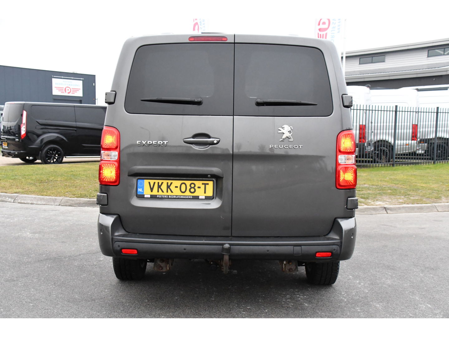 Peugeot Expert 2.0 BlueHDI 180 L3 DC PB Edition 360 Camera, Cruise, Carplay, 177pk, Clima, Head-up, Automaat 2 x Schuifdeur, NAVI, Uniek!