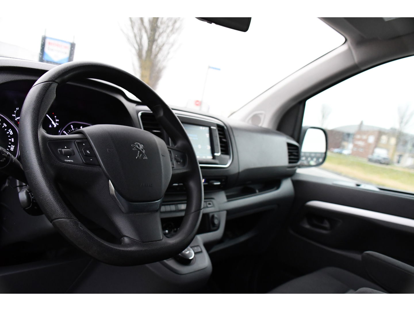 Peugeot Expert 2.0 BlueHDI 180 L3 DC PB Edition 360 Camera, Cruise, Carplay, 177pk, Clima, Head-up, Automaat 2 x Schuifdeur, NAVI, Uniek!