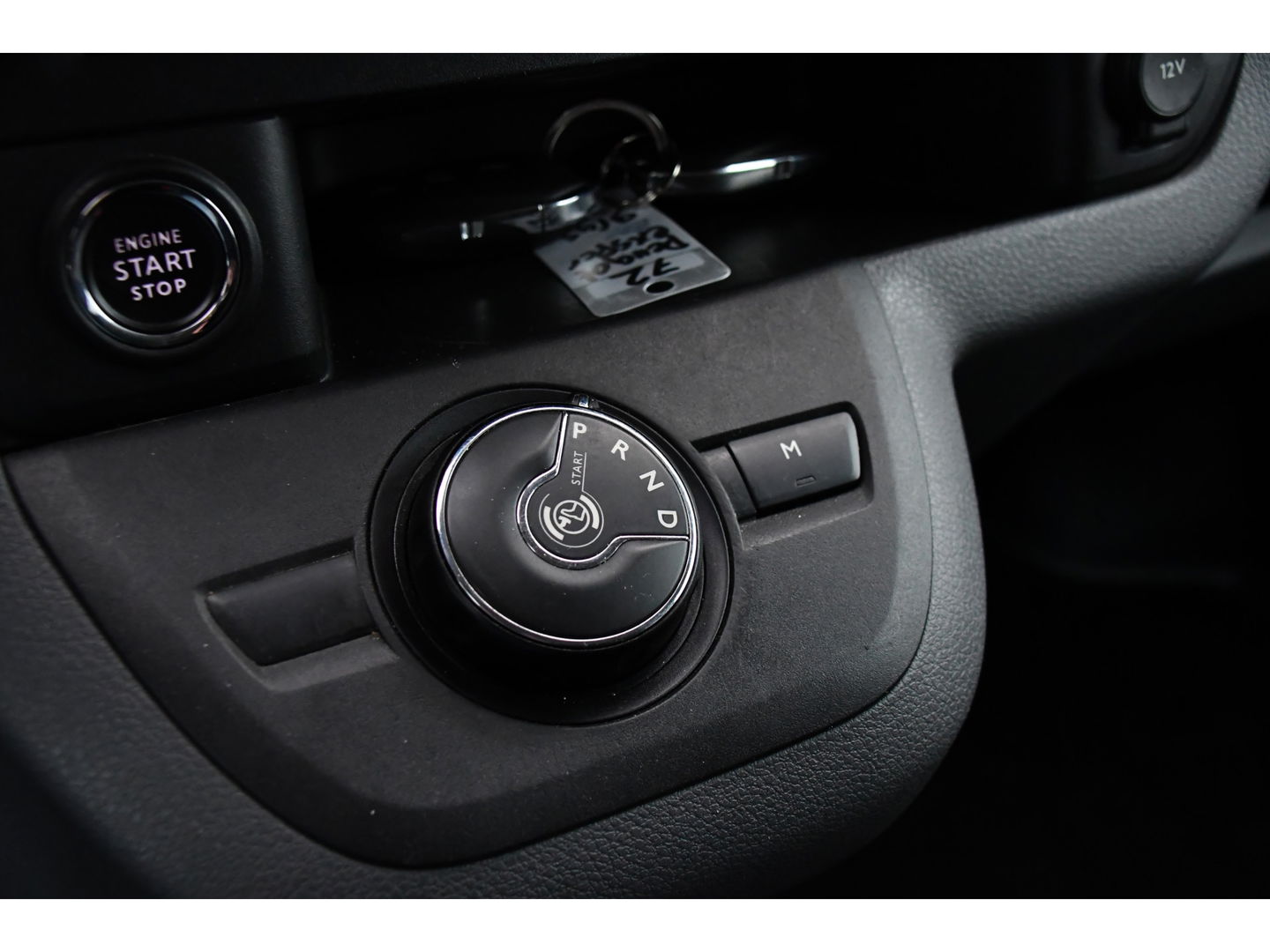 Peugeot Expert 2.0 BlueHDI 180 L3 DC PB Edition 360 Camera, Cruise, Carplay, 177pk, Clima, Head-up, Automaat 2 x Schuifdeur, NAVI, Uniek!