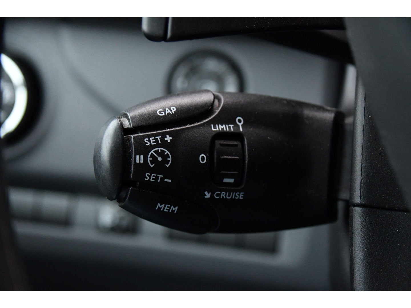 Peugeot Expert 2.0 BlueHDI 180 L3 DC PB Edition 360 Camera, Cruise, Carplay, 177pk, Clima, Head-up, Automaat 2 x Schuifdeur, NAVI, Uniek!