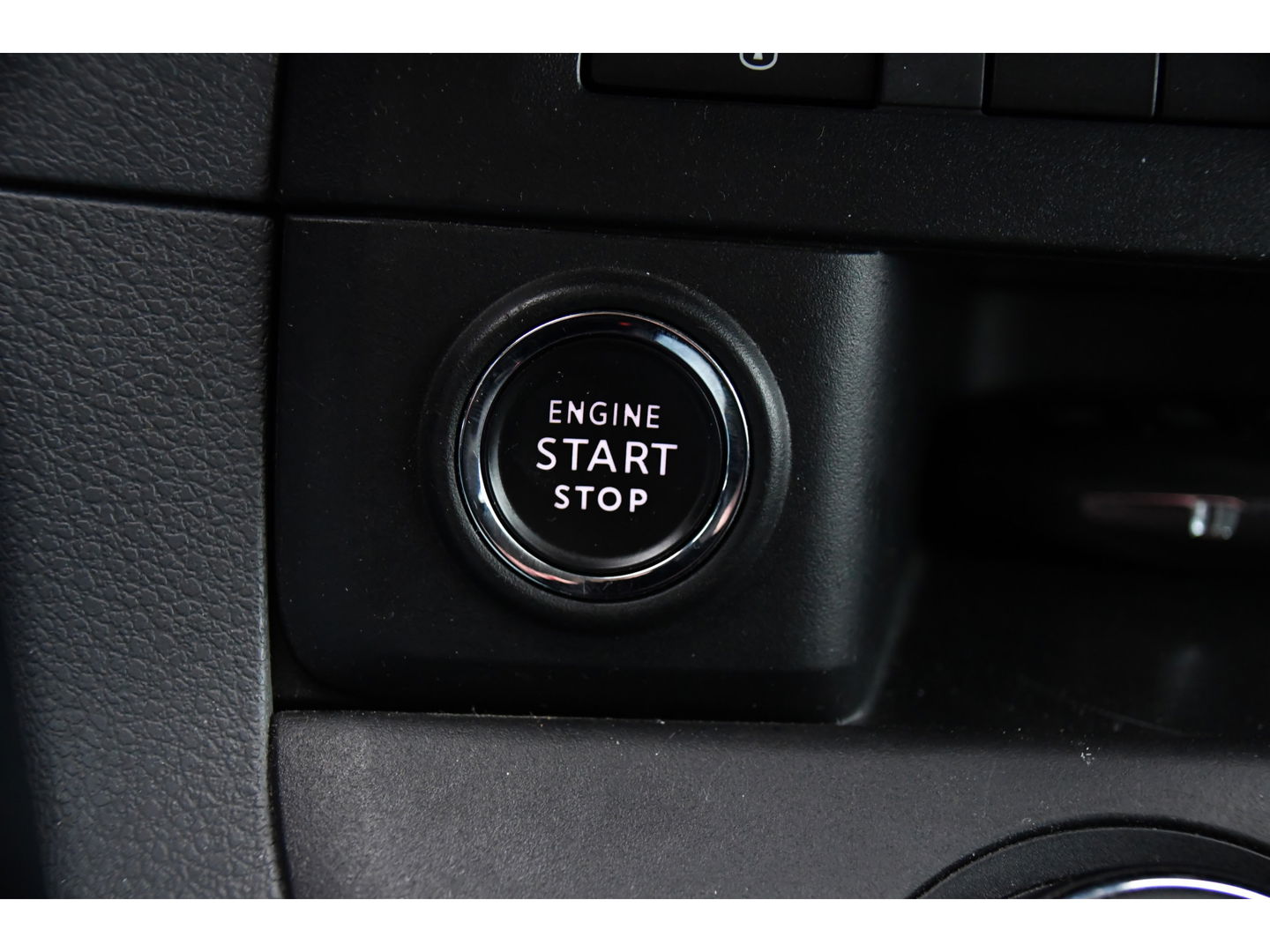 Peugeot Expert 2.0 BlueHDI 180 L3 DC PB Edition 360 Camera, Cruise, Carplay, 177pk, Clima, Head-up, Automaat 2 x Schuifdeur, NAVI, Uniek!