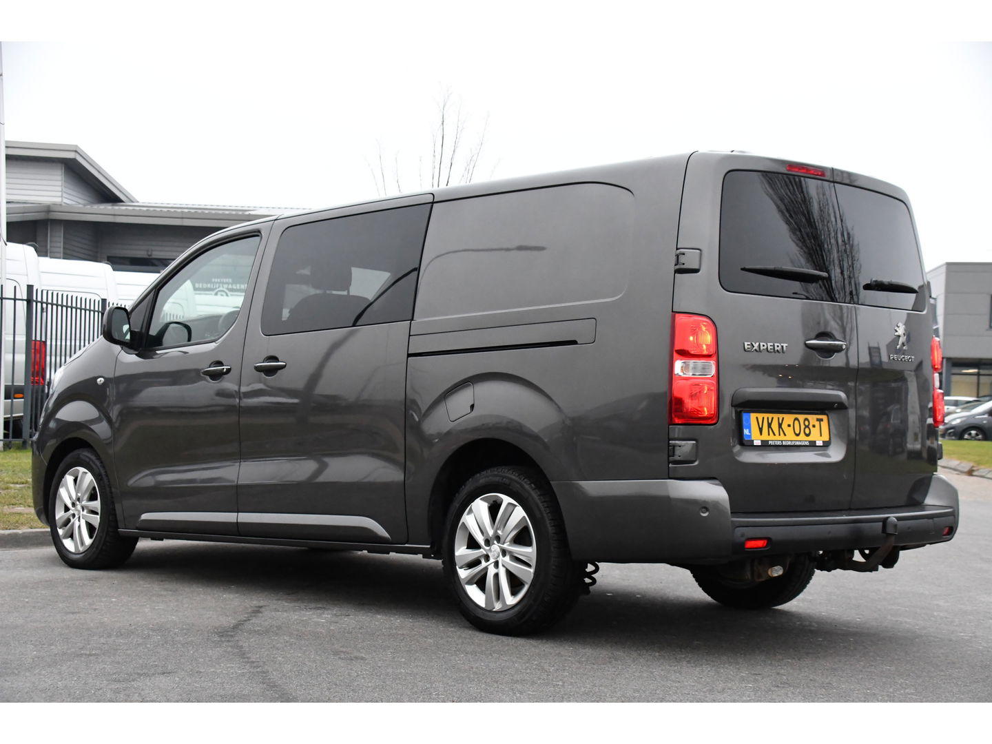Peugeot Expert 2.0 BlueHDI 180 L3 DC PB Edition 360 Camera, Cruise, Carplay, 177pk, Clima, Head-up, Automaat 2 x Schuifdeur, NAVI, Uniek!