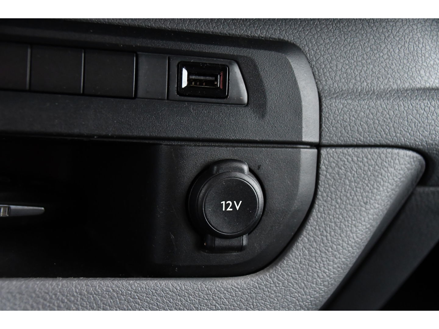 Peugeot Expert 2.0 BlueHDI 180 L3 DC PB Edition 360 Camera, Cruise, Carplay, 177pk, Clima, Head-up, Automaat 2 x Schuifdeur, NAVI, Uniek!