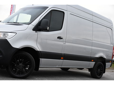 Mercedes-Benz Sprinter 319 V6 3.0 CDI L2H2 PB Edition Camera, Cruise, Stoelverwarming, 190pk, Standkachel, Airco, Uniek!