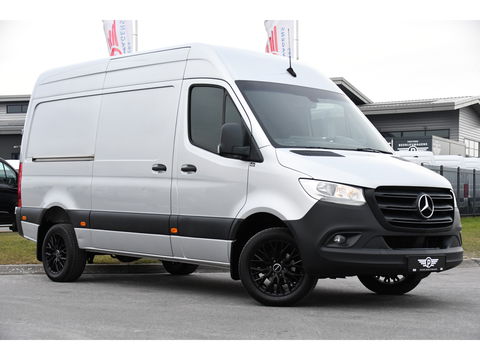 Mercedes-Benz Sprinter 319 V6 3.0 CDI L2H2 PB Edition Camera, Cruise, Stoelverwarming, 190pk, Standkachel, Airco, Uniek!