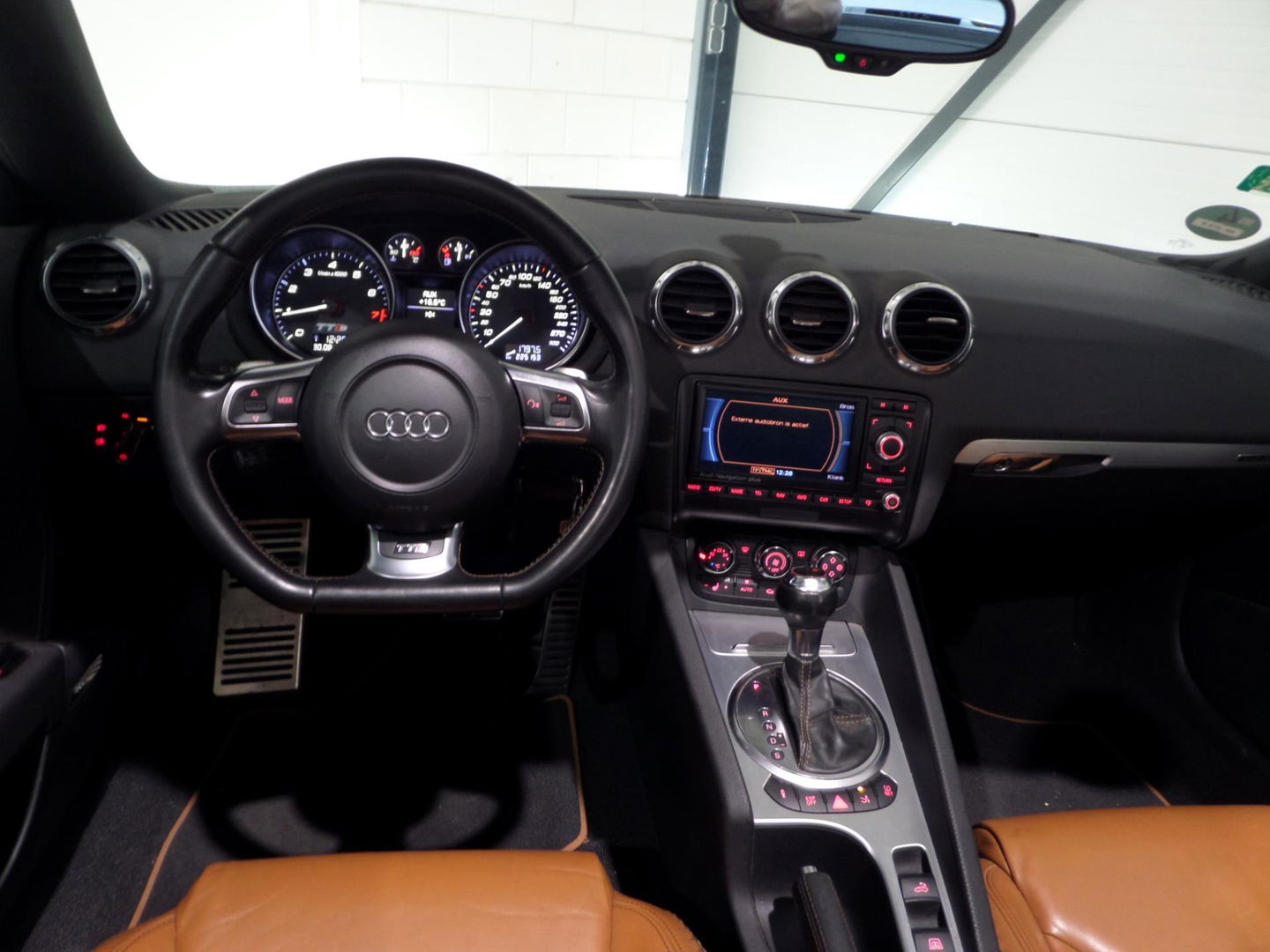 Audi TT Roadster 2.0 TTS Quattro 272PK "Origineel NL!" Cognac Baseball Leer I Automaat Stoelverwarming Bose Xenon-LED Bluetooth