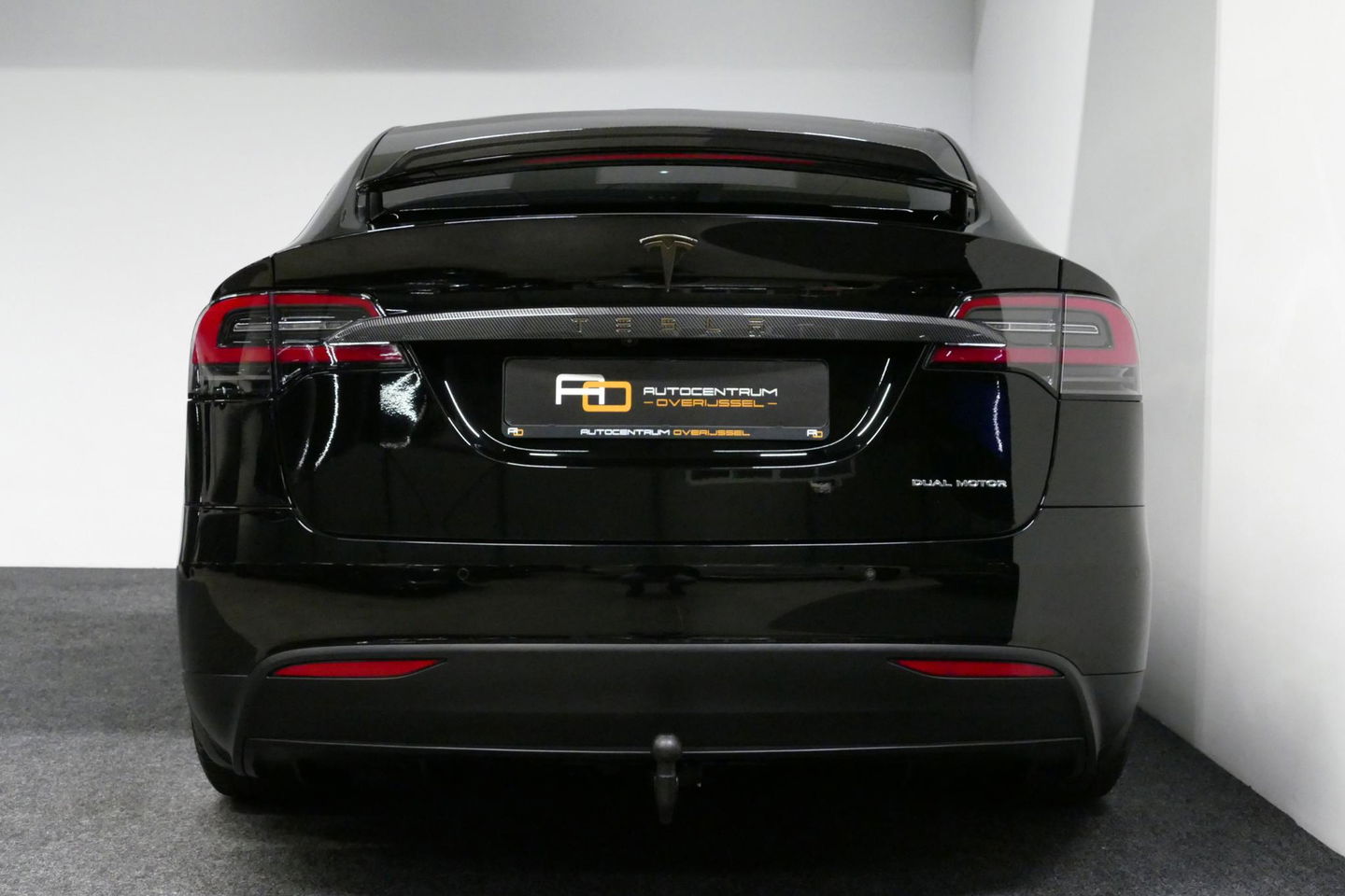 Tesla Model X Long Range / SOH 86% / Lederen bekleding / Trekhaak / Autopilot / Carbon pakket / Camera / Stoelen+stuurwiel verwarming / Luchtvering