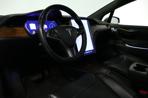 Tesla Model X Long Range / SOH 86% / Lederen bekleding / Trekhaak / Autopilot / Carbon pakket / Camera / Stoelen+stuurwiel verwarming / Luchtvering