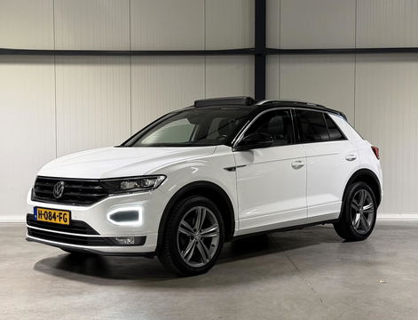 Volkswagen T-Roc 1.5 TSI R-line Pano Virtual Trekhaak Beats