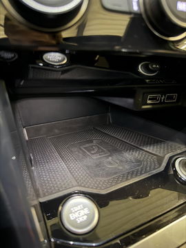 Volkswagen T-Roc 1.5 TSI R-line Pano Virtual Trekhaak Beats