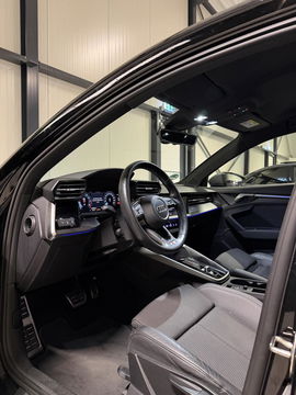 Audi A3 Sportback 35 TFSI edition one S-line Sfeer Carplay